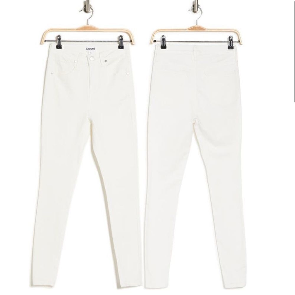 ABOUND High Rise Skinny Jeans!
